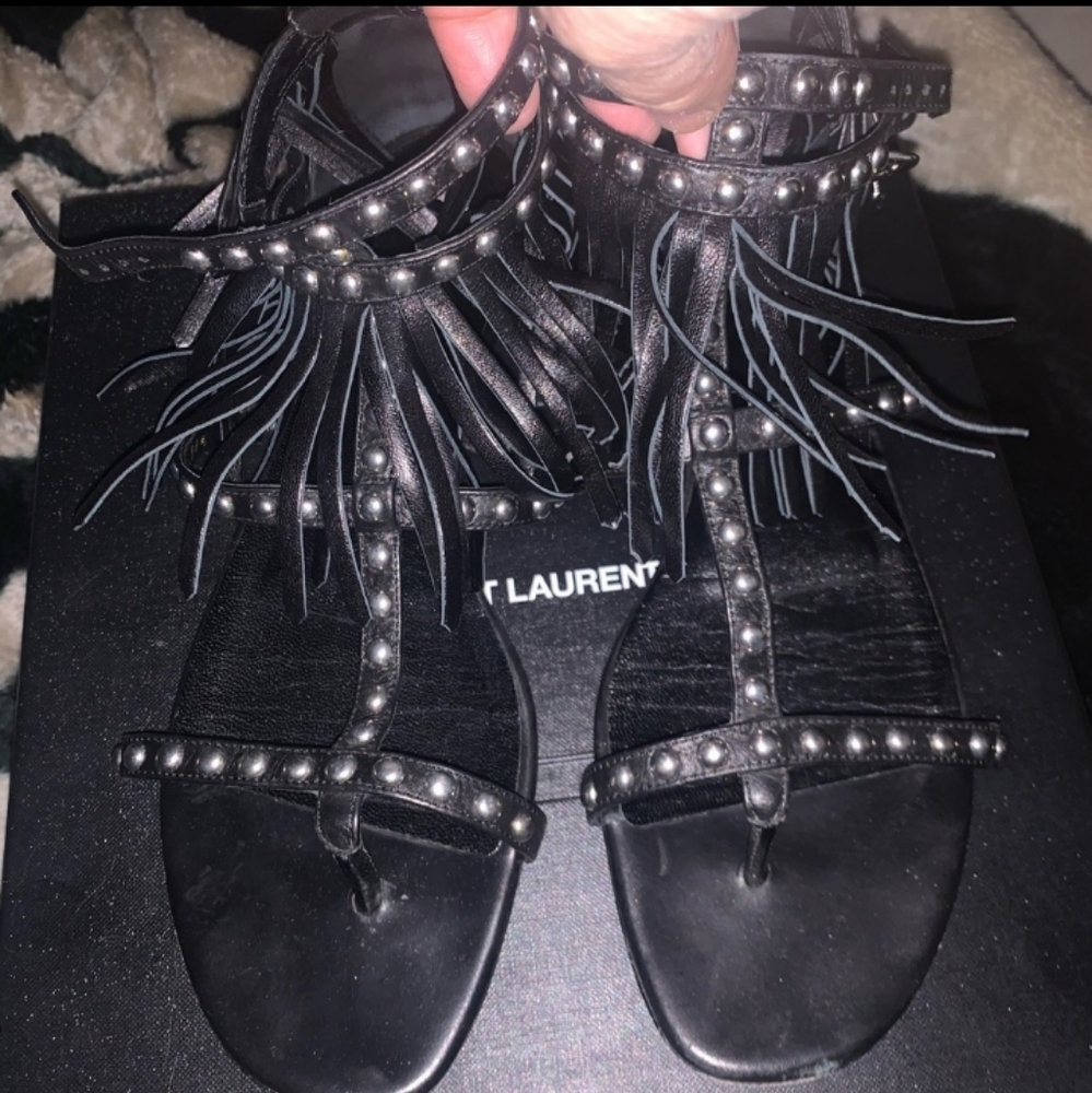 Yves Saint Laurent Leather Gladiator Cutout Accent T-Strap Sandals w/ box - Picture 7 of 7